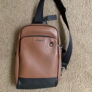 Men’s crossbody